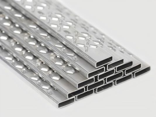 構造用用用ステンレス鋼の四角管